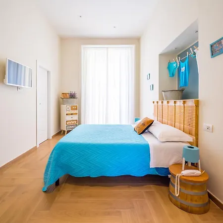 La Gatta Cenerentola Rooms Napoli Esterno foto
