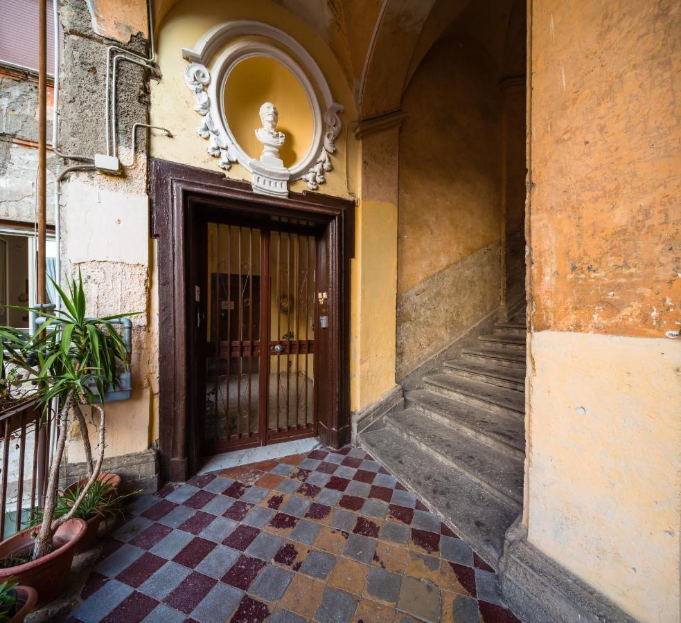 La Gatta Cenerentola * Napoli